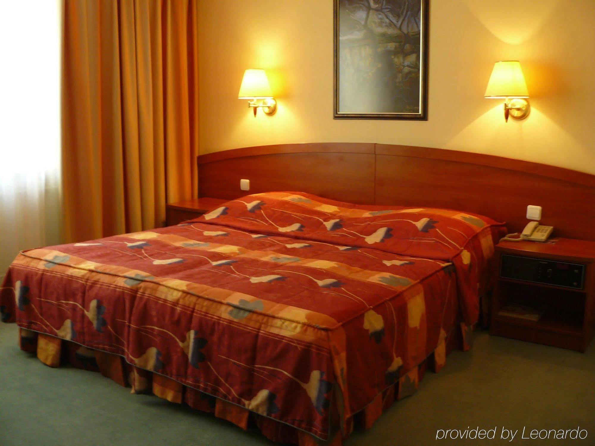 Hotel Prezydencki 4-Star Rzeszów Zimmer foto